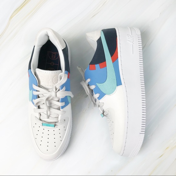 NEW Nike Air Force 1 Sage Low LX - Picture 2 of 6